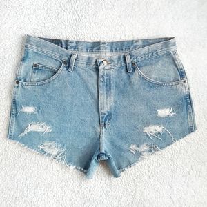 VTG WRANGLER High Rise Distressed Cut Off Short 38 / 14